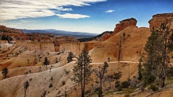 Day 2 - Fairyland Loop (22)