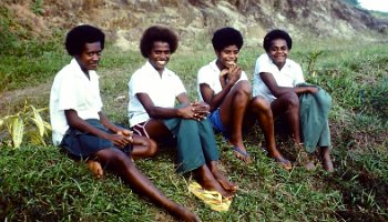 1980 Laisa Roko, Akanisi Cabe, Miriama Kula, Leba