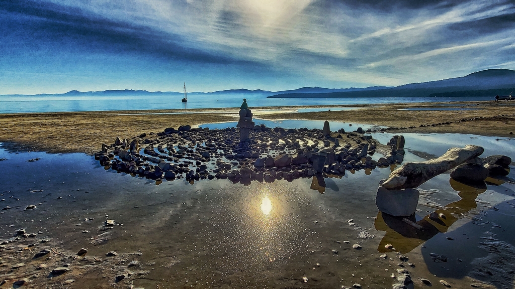 Someone got creative on the shore of Lake Tahoe