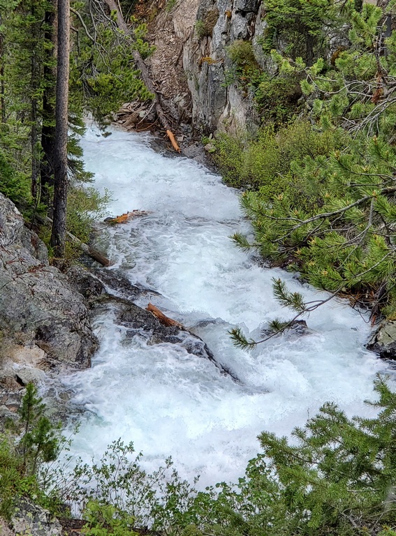 Pettit Creek Falls